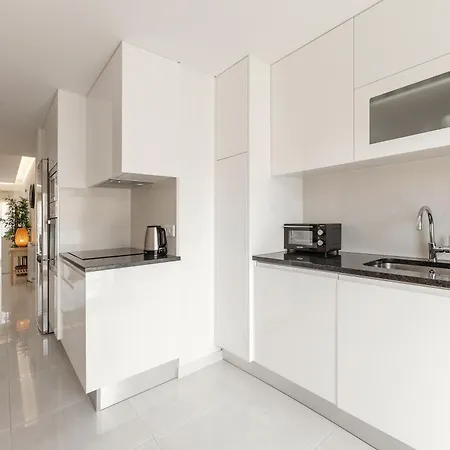 Surfside Ocean Apartment *